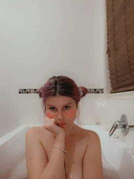 OnlyFans - Kiki / @kikiii.isabella Scene 67 — photo 5 of 20