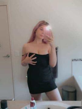 OnlyFans - Kiki / @kikiii.isabella Scene 69 — photo 8 of 20
