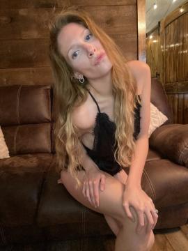 OnlyFans - Emerson Bloom / @emersonbloom Scene 109
