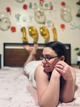 OnlyFans - MomNextDoorVIP / @momnextdoorvip Scene 20 — photo 18 of 20