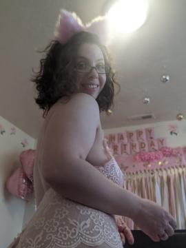 OnlyFans - MomNextDoorVIP / @momnextdoorvip Scene 34 — photo 5 of 20