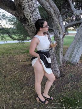OnlyFans - MomNextDoorVIP / @momnextdoorvip Scene 38 — photo 13 of 20