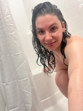 OnlyFans - MomNextDoorVIP / @momnextdoorvip Scene 45 — photo 16 of 20