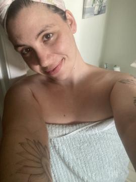OnlyFans - MomNextDoorVIP / @momnextdoorvip Scene 54 — photo 14 of 20