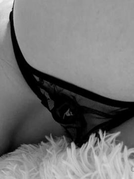 OnlyFans - MomNextDoorVIP / @momnextdoorvip Scene 63 — photo 5 of 20