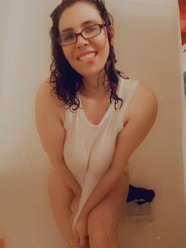 OnlyFans - MomNextDoorVIP / @momnextdoorvip Scene 94 — photo 13 of 20