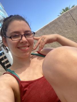 OnlyFans - MomNextDoorVIP / @momnextdoorvip Scene 116 — photo 8 of 20