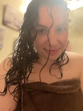 OnlyFans - MomNextDoorVIP / @momnextdoorvip Scene 121 — photo 16 of 20