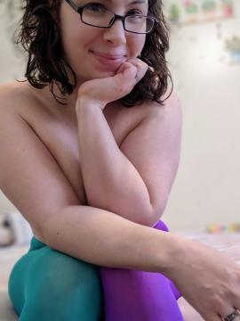 OnlyFans - MomNextDoorVIP / @momnextdoorvip Scene 128 — photo 1 of 20