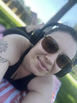 OnlyFans - MomNextDoorVIP / @momnextdoorvip Scene 150 — photo 1 of 20