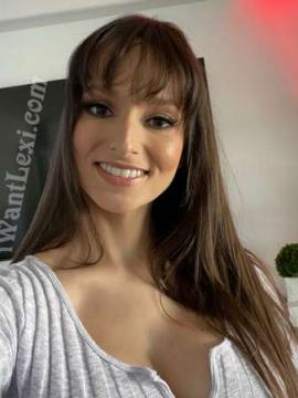 OnlyFans - Lexi Luna / @lexilunaxoxo Scene 86 — photo 6 of 20