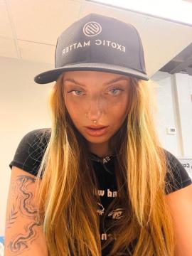 OnlyFans - samnime / @samnimetitties Scene 52 — photo 11 of 20