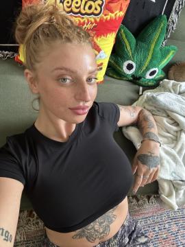 OnlyFans - samnime / @samnimetitties Scene 54 — photo 2 of 20