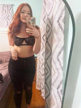 OnlyFans - Sweetlikestrawberrywine / @sweetstrawberrywine Scene 8 — photo 6 of 20