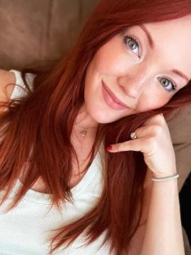 OnlyFans - Sweetlikestrawberrywine / @sweetstrawberrywine Scene 24 — photo 14 of 20
