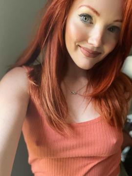 OnlyFans - Sweetlikestrawberrywine / @sweetstrawberrywine Scene 26 — photo 7 of 20