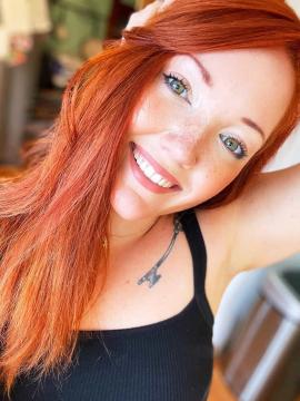 OnlyFans - Sweetlikestrawberrywine / @sweetstrawberrywine Scene 34 — photo 5 of 20