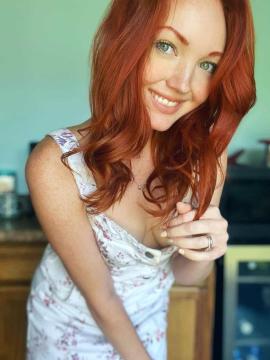 OnlyFans - Sweetlikestrawberrywine / @sweetstrawberrywine Scene 34 — photo 6 of 20