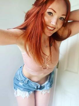 OnlyFans - Sweetlikestrawberrywine / @sweetstrawberrywine Scene 43 — photo 17 of 20