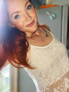 OnlyFans - Sweetlikestrawberrywine / @sweetstrawberrywine Scene 44 — photo 15 of 20