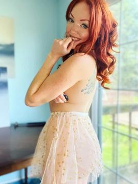 OnlyFans - Sweetlikestrawberrywine / @sweetstrawberrywine Scene 47 — photo 6 of 20