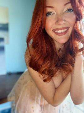 OnlyFans - Sweetlikestrawberrywine / @sweetstrawberrywine Scene 48 — photo 10 of 20