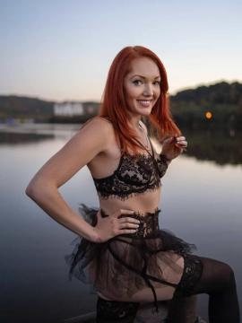 OnlyFans - Sweetlikestrawberrywine / @sweetstrawberrywine Scene 56 — photo 7 of 20