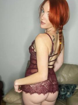 OnlyFans - Sweetlikestrawberrywine / @sweetstrawberrywine Scene 77 — photo 16 of 20