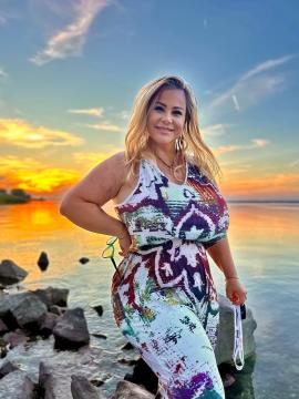 OnlyFans - BellaBodhi / @bellabodhivip Scene 171 — photo 8 of 20