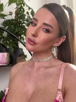 OnlyFans - 🚀SYBIL🚀 / @realsybil Scene 110 — photo 19 of 20