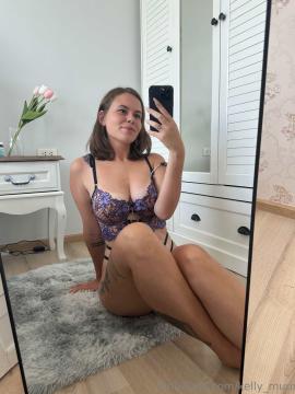 OnlyFans - 🥵🥵 Kelly Muur / Nicole Kelly / @kelly_muur 🥵🥵 Scene 47 — photo 16 of 20