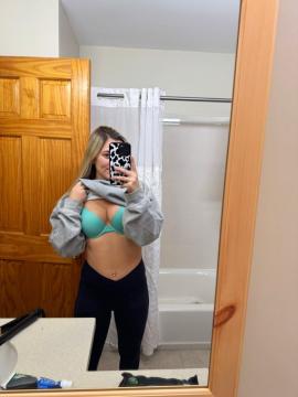OnlyFans - Bri / @onlyneedbri Scene 1 — photo 8 of 20