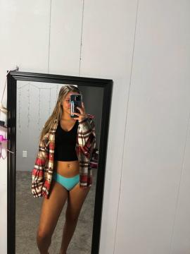 OnlyFans - Bri / @onlyneedbri Scene 6 — photo 10 of 20