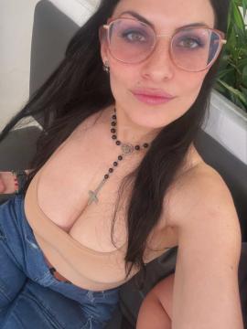 OnlyFans - 🥵🥵 Den Yanine / @denyanine 🥵🥵 Scene 28 — photo 12 of 20