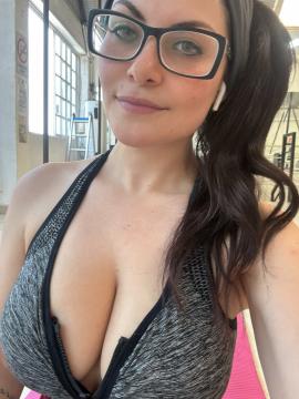 OnlyFans - 🥵🥵 Den Yanine / @denyanine 🥵🥵 Scene 39 — photo 14 of 20