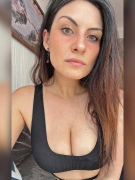 OnlyFans - 🥵🥵 Den Yanine / @denyanine 🥵🥵 Scene 41 — photo 12 of 20