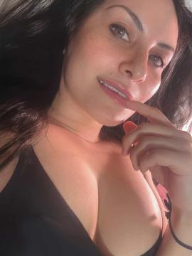 OnlyFans - 🥵🥵 Den Yanine / @denyanine 🥵🥵 Scene 43 — photo 3 of 20