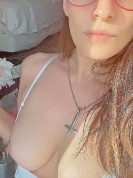 OnlyFans - 🥵🥵 Den Yanine / @denyanine 🥵🥵 Scene 60 — photo 3 of 20