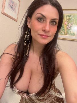 OnlyFans - 🥵🥵 Den Yanine / @denyanine 🥵🥵 Scene 62 — photo 20 of 20