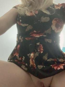OnlyFans - 𝙃𝙊𝙇𝙇𝙔 𝙅𝘼𝙉𝙀 / @hollyjaneloves69 Scene 38 — photo 8 of 20