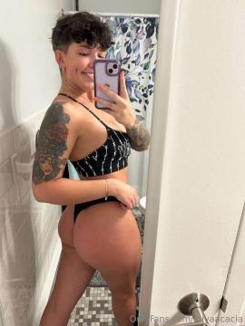 OnlyFans - Miya / @miyaacacia Scene 16 — photo 15 of 20