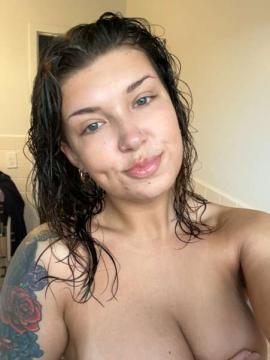 OnlyFans - Miya / @miyaacacia Scene 26 — photo 18 of 20