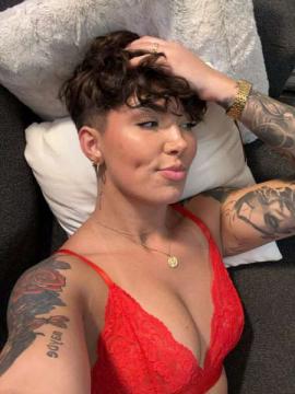 OnlyFans - Miya / @miyaacacia Scene 31 — photo 6 of 20