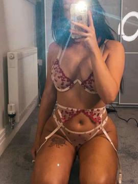 OnlyFans - Sophie / @sophhcx Scene 98