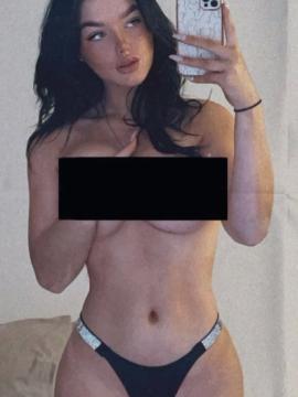 OnlyFans - Sophie / @sophhcx Scene 192