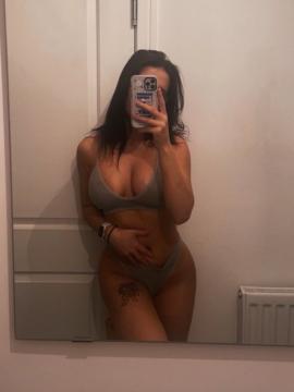 OnlyFans - Sophie / @sophhcx Scene 210