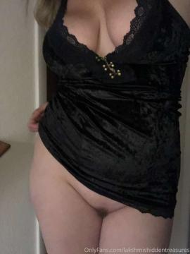 OnlyFans - Marie /  @lakshmishiddentreasures Scene 20 — photo 6 of 20