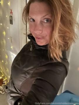 OnlyFans - Marie /  @lakshmishiddentreasures Scene 50 — photo 4 of 20