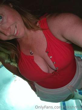 OnlyFans - Marie /  @lakshmishiddentreasures Scene 79 — photo 3 of 20