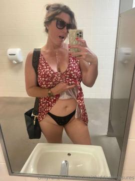 OnlyFans - Marie /  @lakshmishiddentreasures Scene 89 — photo 4 of 20